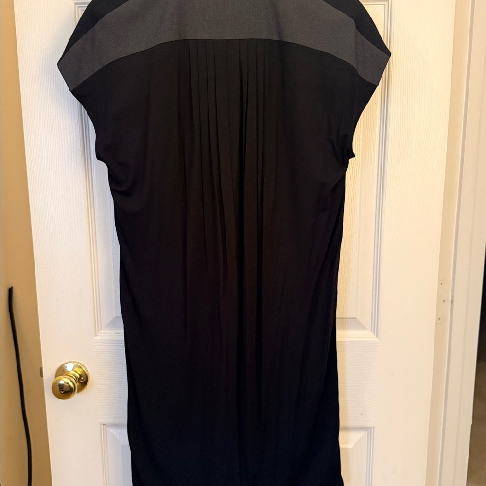 Tahari ASL Black and Gray Cap Sleeve Dress